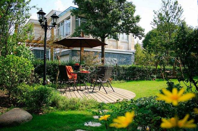 獨(dú)愛新中式，無關(guān)風(fēng)和月！