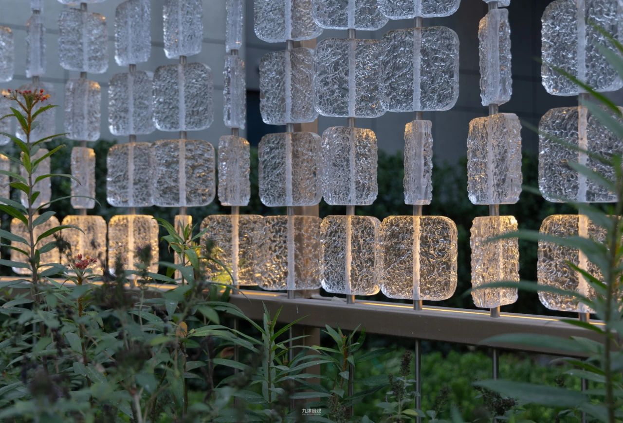 園藝 | 學(xué)會(huì)這3個(gè)設(shè)計(jì)“要點(diǎn)”，讓小花園充滿生機(jī)