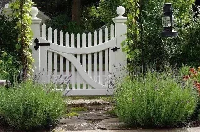 怎么設(shè)計(jì)你的花園入戶景觀？別看小，講究很大～