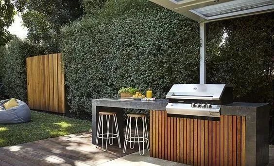 為什么你的花園需要一個戶外廚房？