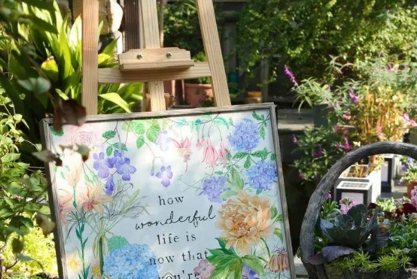 在一方庭院尋找生活的安謐，體會(huì)四季花開(kāi)的自然之美