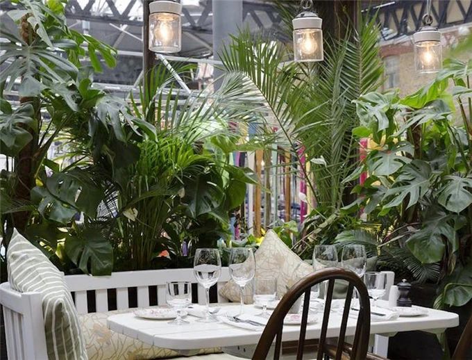 餐廳開在花園里，飲食與生態(tài)也能結(jié)合~